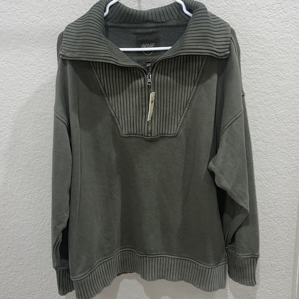 NWT Aerie half pullover